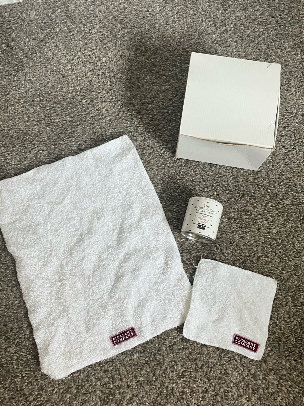 Pleasant Company American Girl Doll Skincare Kit